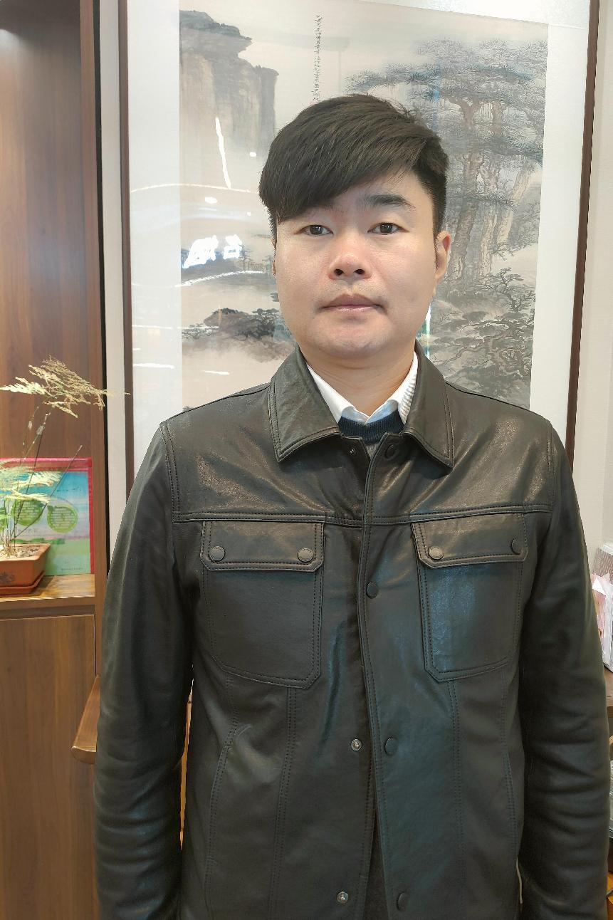 李宁照片