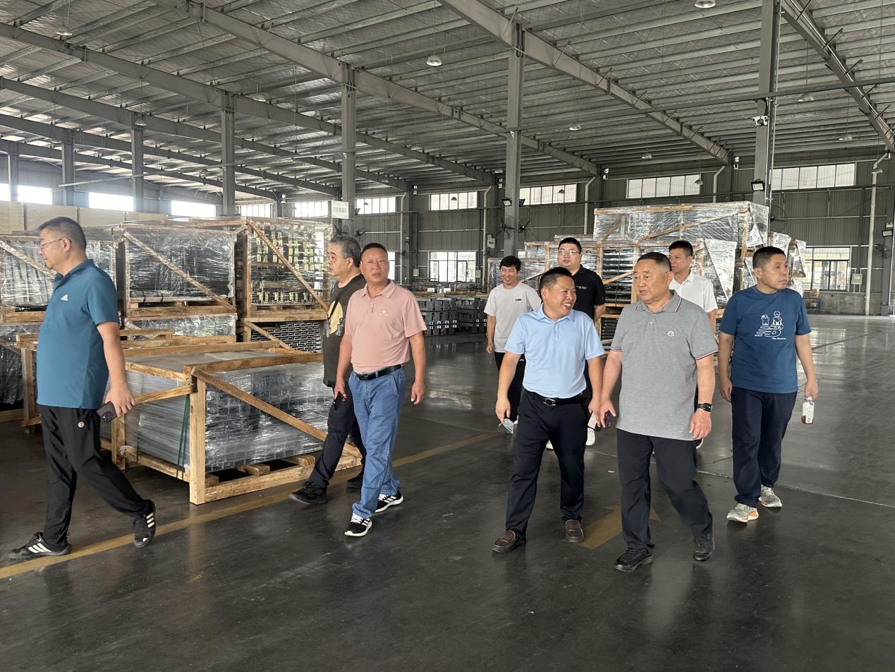 南京市商丘商会八月份走访会员企业回顾活动照片3