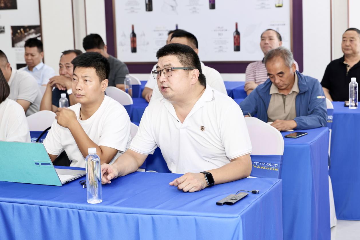 南京市商丘商会“三商源”大讲堂(第十六期)暨八月份轮值会长会议圆满成功活动照片2